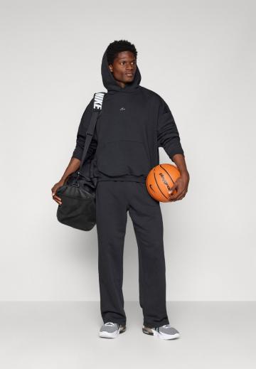 Спортивная кофта