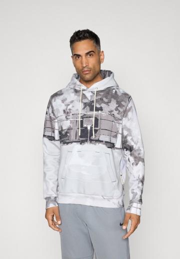 Спортивная кофта