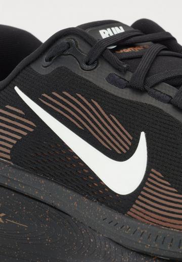 Беговые кроссовки