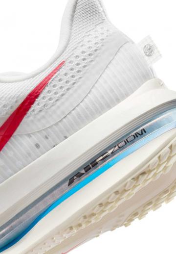 Беговые кроссовки