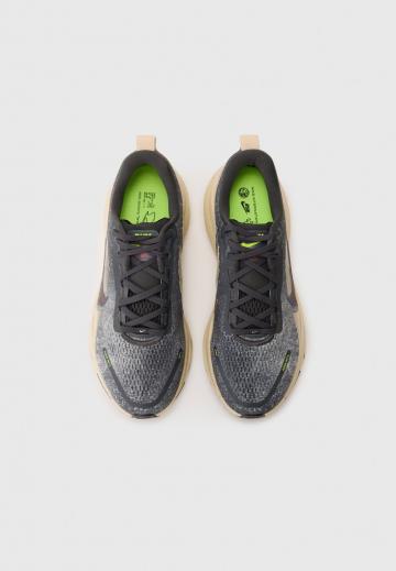 Беговые кроссовки