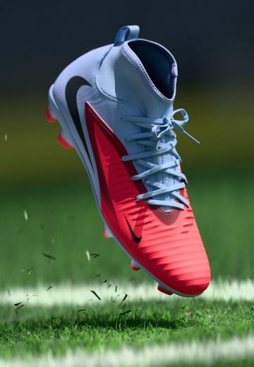 Футбольные бутсы