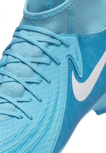 Футбольные бутсы