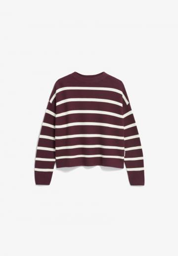 Пуловер в полоску