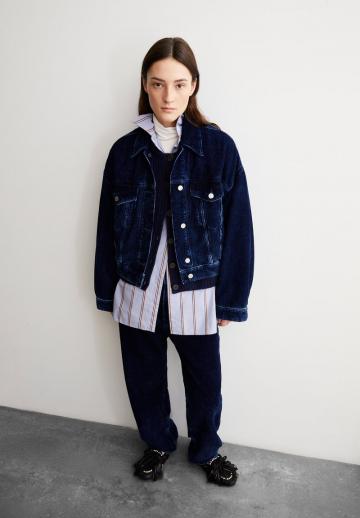 Вельветовая куртка