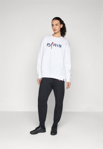 Спортивная толстовка