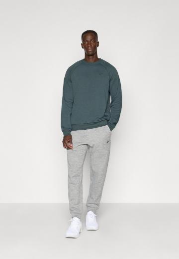 Спортивная кофта