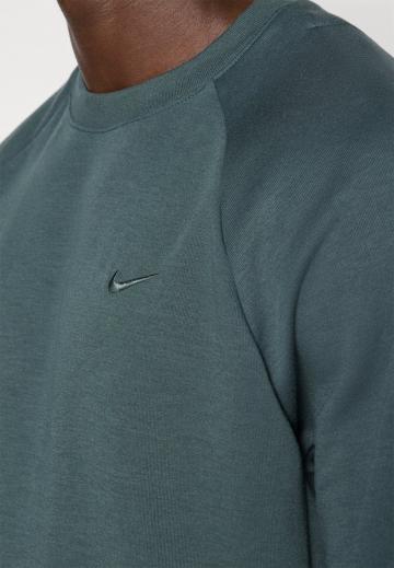 Спортивная кофта