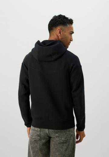 Спортивная кофта