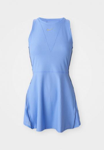 Спортивное платье