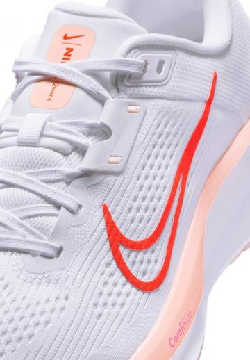 Беговые кроссовки