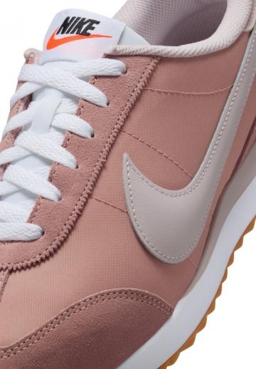 Тренировочные кроссовки