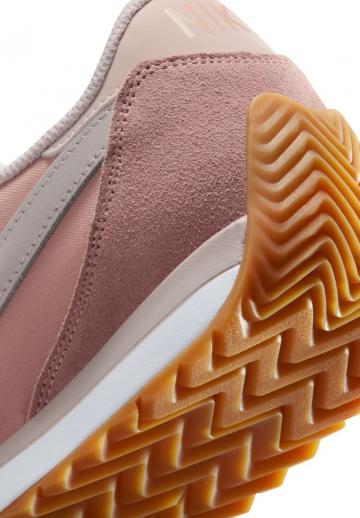 Тренировочные кроссовки