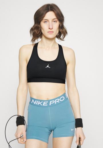 Спортивный бюстгальтер