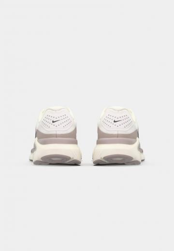 Беговые кроссовки