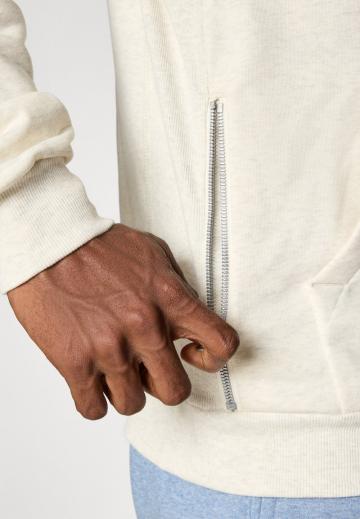 Спортивная кофта