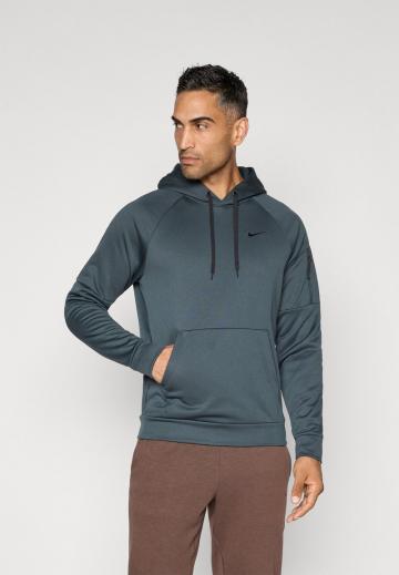 Спортивная кофта