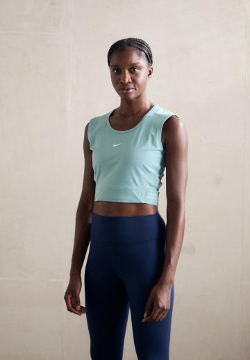 Спортивный топ