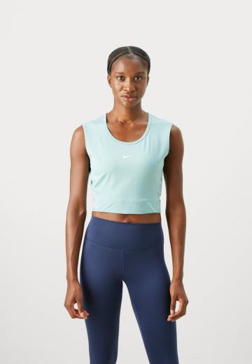 Спортивный топ