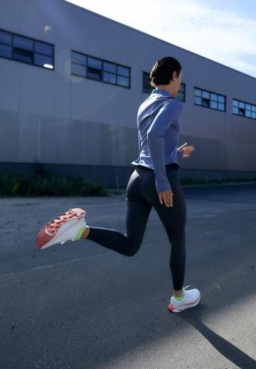 Спортивная майка