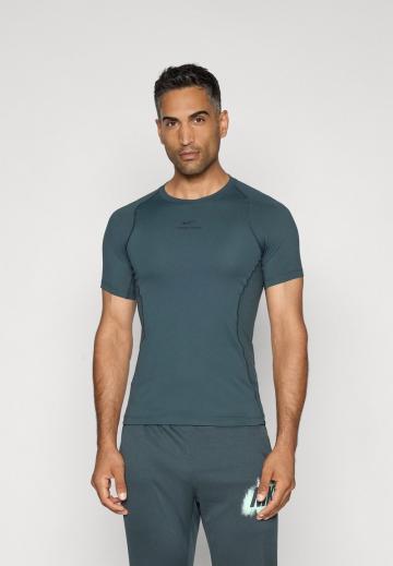 Спортивная майка