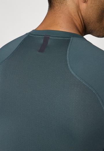 Спортивная майка