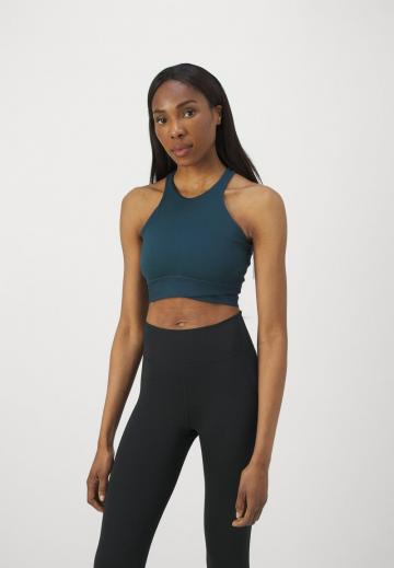 Бюстгальтер без косточек