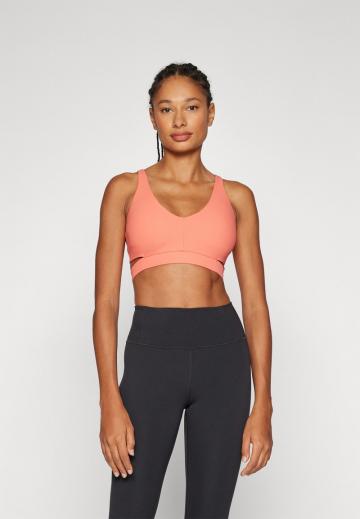 Бюстгальтер без косточек