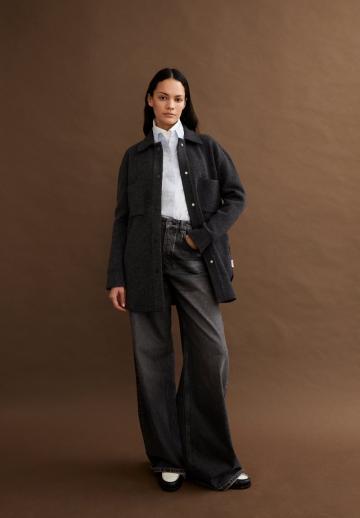 Короткое пальто