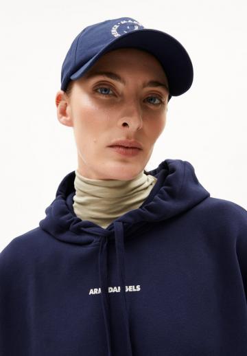 Пуловер с капюшоном