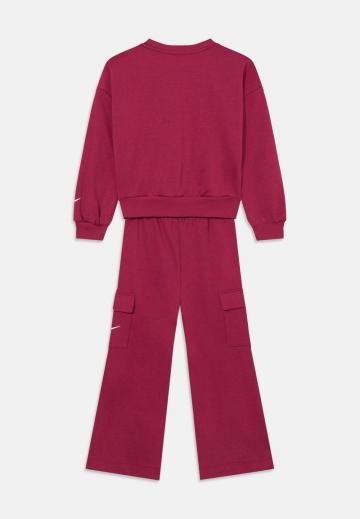 Набор одежды