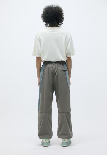 Спортивные штаны