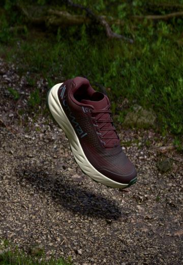 Беговые кроссовки