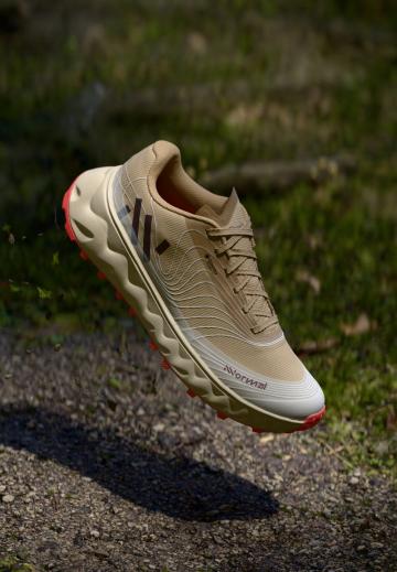 Беговые кроссовки