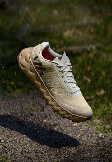 Беговые кроссовки