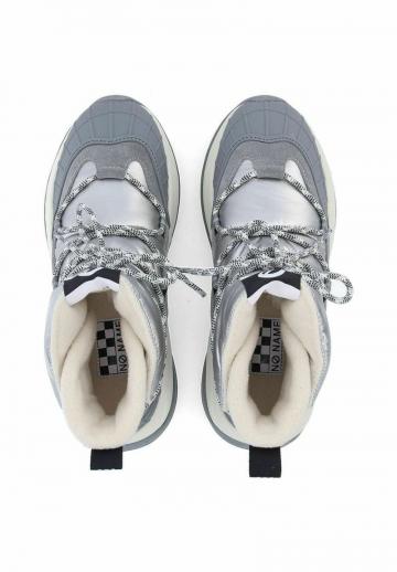 Сапожки на танкетке