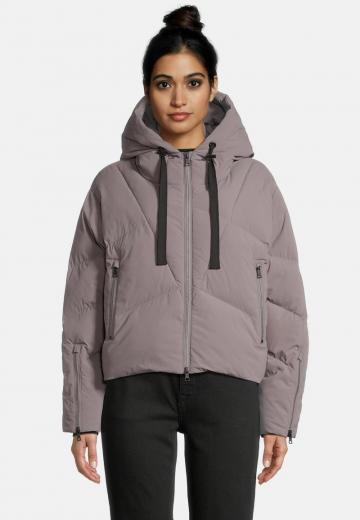 Зимняя куртка