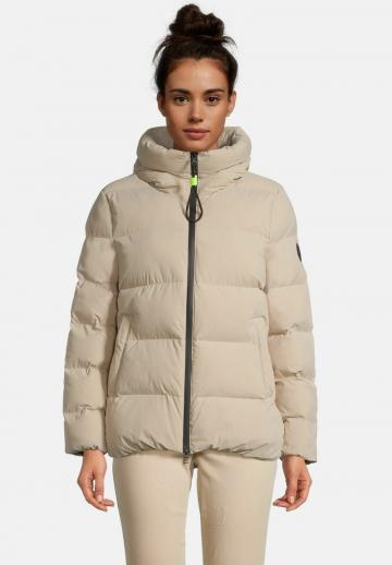 Зимняя куртка