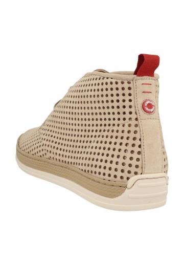 Ботинки на шнуровке