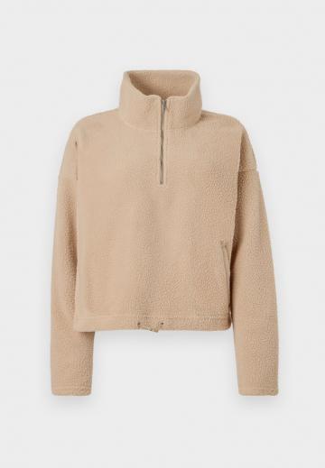 Флисовая куртка