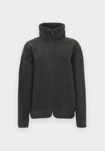 Флисовая куртка