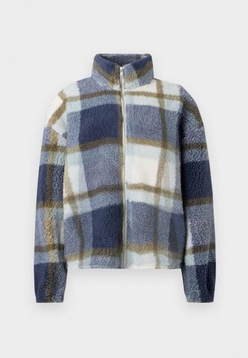 Флисовая куртка