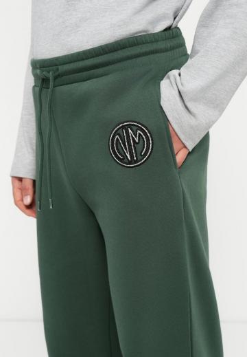 Спортивные штаны