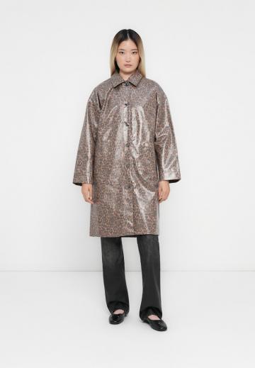 Шерстяное пальто