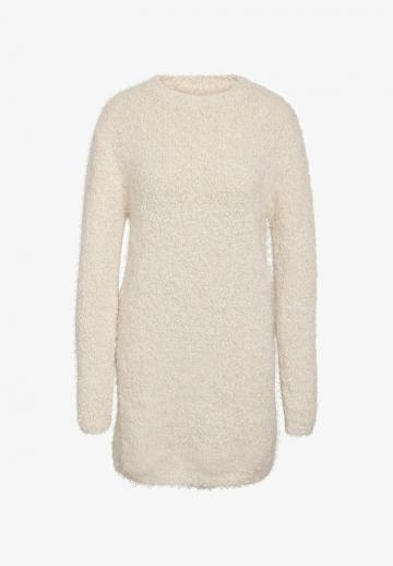 Платье футляр