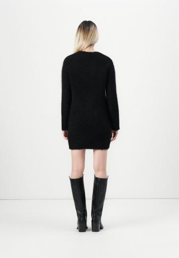 Платье футляр