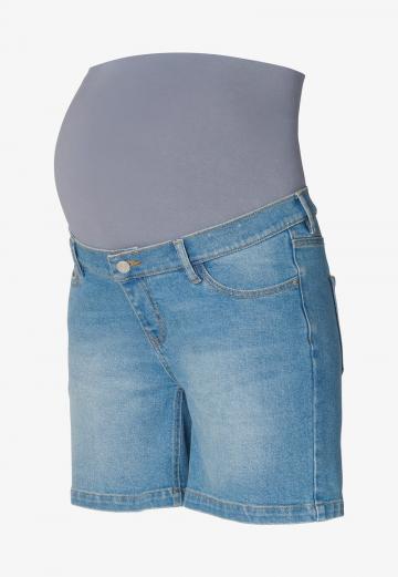 Джинсовые шорты