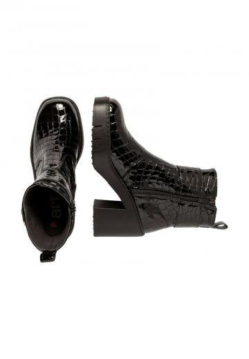 Ковбойские сапожки