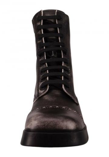 Ботинки на шнуровке