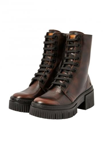 Ботинки на шнуровке